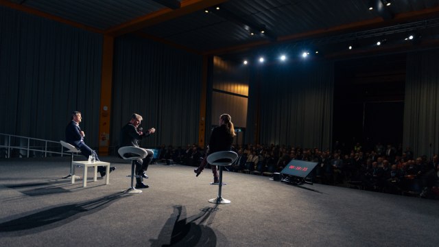 L&rsquo;intelligenza nel futuro: nuovi orizzonti per guidare il rapporto tra intelligenza umana e artificiale